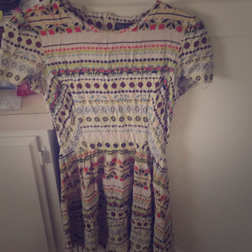 Mini dress only worn twice